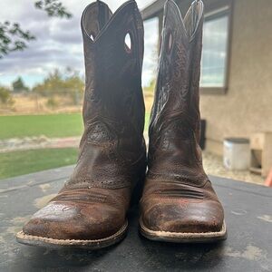Classic Brown Leather Cowboy Boots